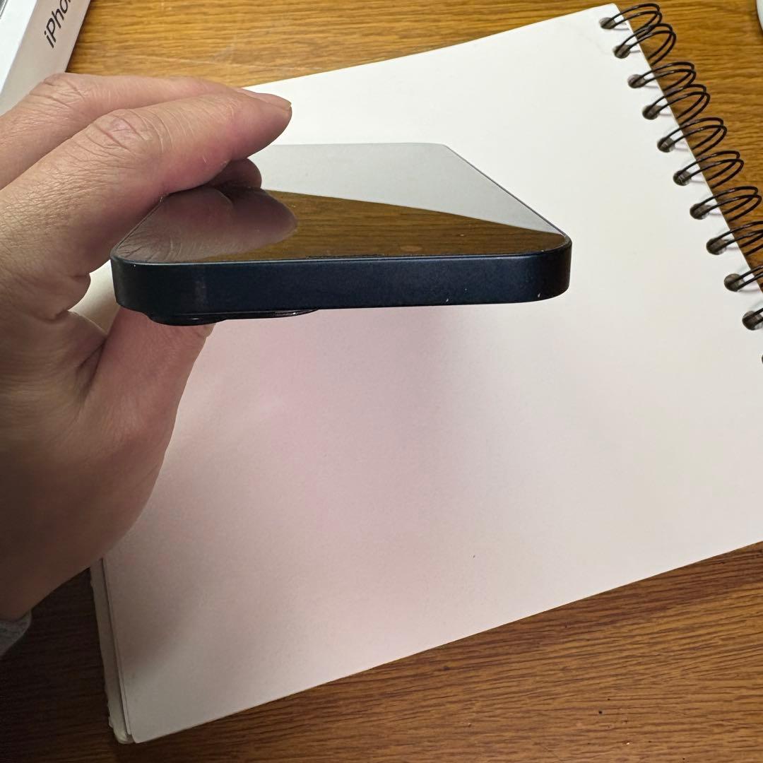 ヒ*ト様 【美品】Apple iPhone 14 128GB ミッドナイト