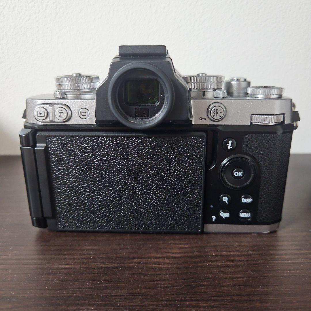 美品　Nikon Z fc 28mm　予備バッテ、アクセサリー付き