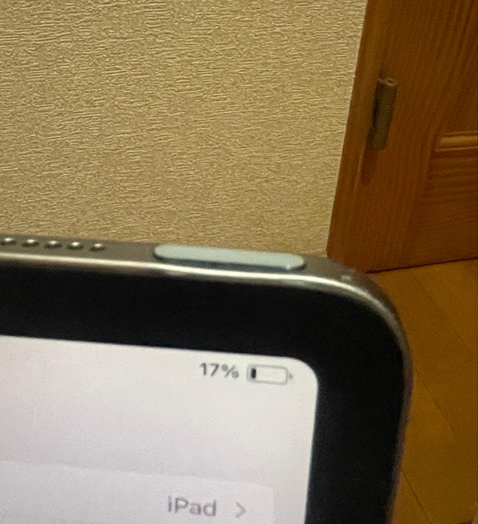 iPad Air 第4世代 64GB シルバー 訳あり 電源ボタン陥没 修理前提