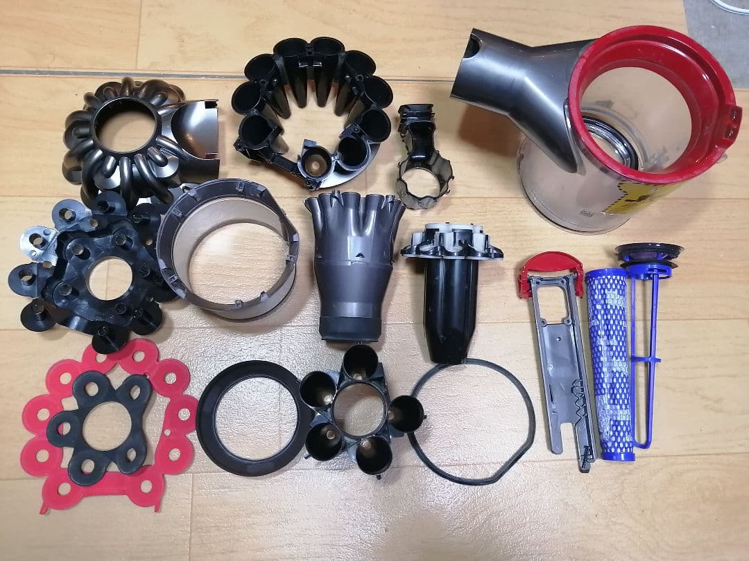 分解清掃済み ダイソン V8 SV10K 本体