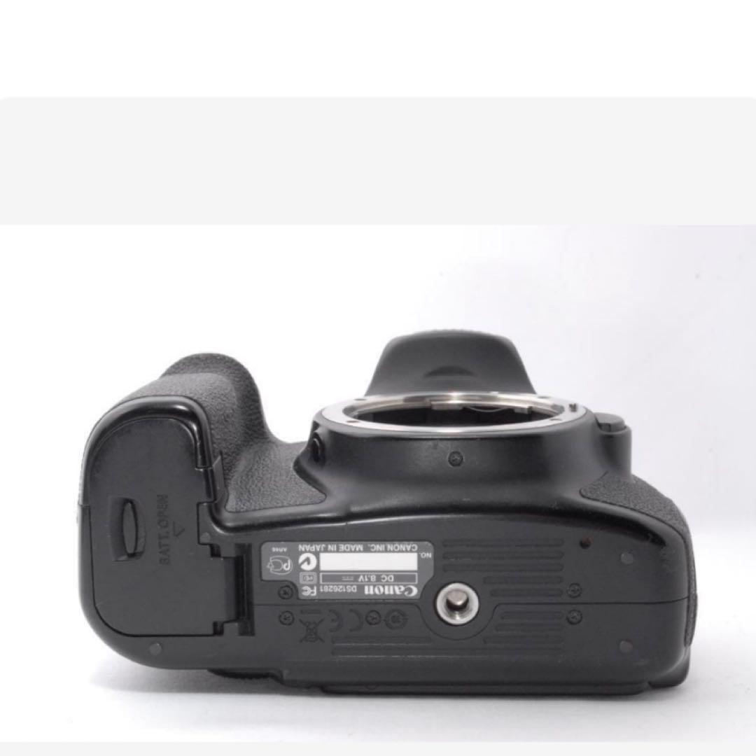 ダブルレンズセット　Canon EOS 60D キャノン　美品　1800万画素