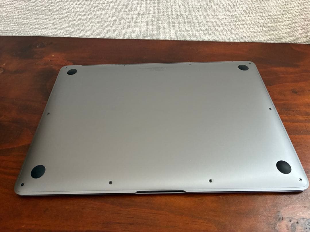 月末限定価格！MacBook Air M1 256GB 8GB