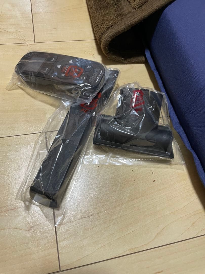 Shark EVOROBOT S72 ロボット掃除機本体　（ジャンク品）