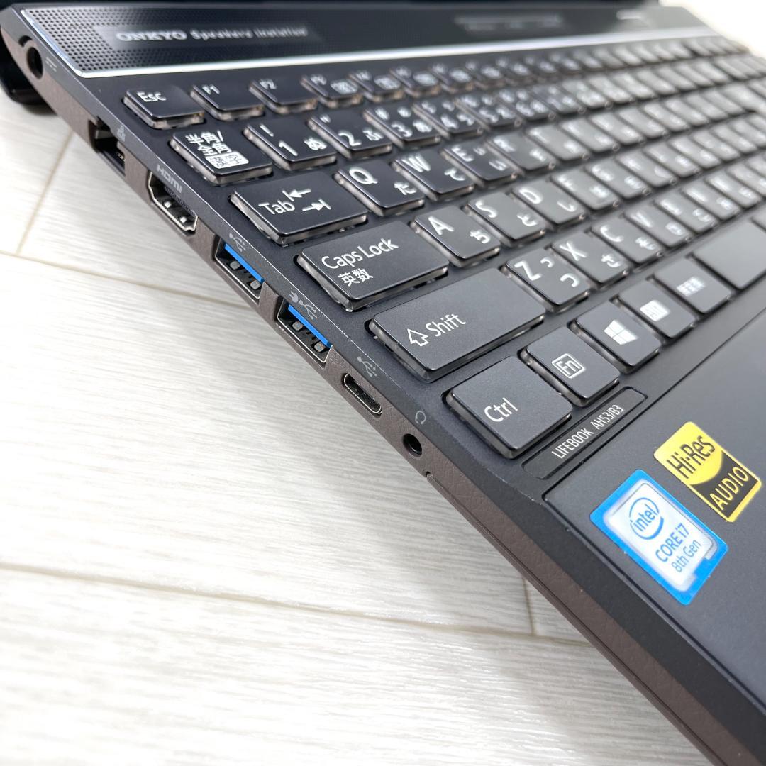 富士通 第8世代i7 高速SSD512＋HDD1T メモリ16 ノートパソコン