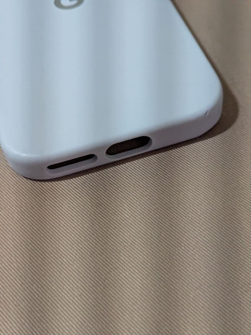 Google pixel9a 128gb アイリス　純正ケース付き　中古品