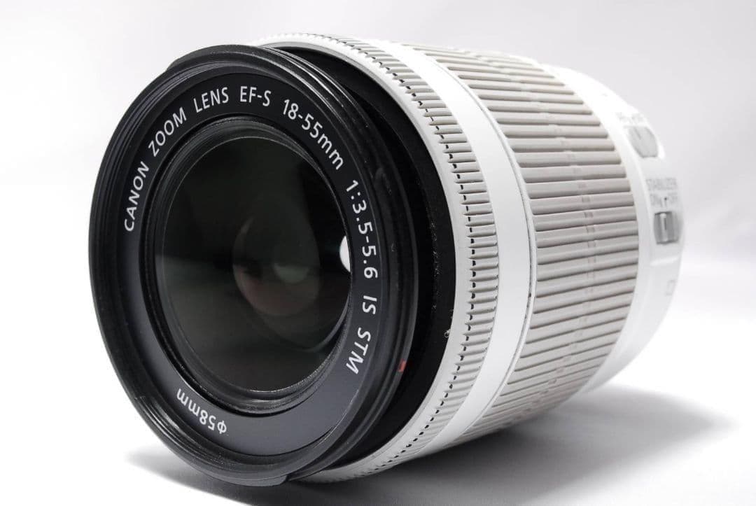 【決算セール】Canon Kiss X7 ホワイト 新品級 白色 希少 入学式