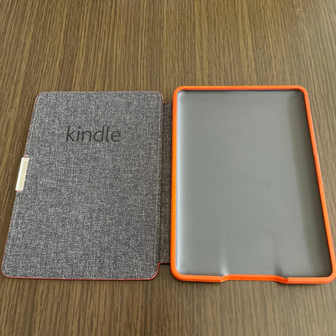 Kindle Paperwhite 第7世代　純正カバー付き