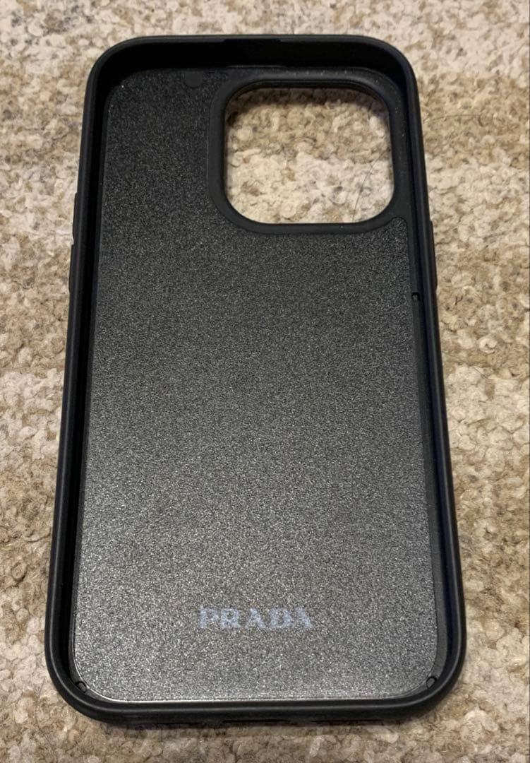 PRADA iPhone14Pro ケース
