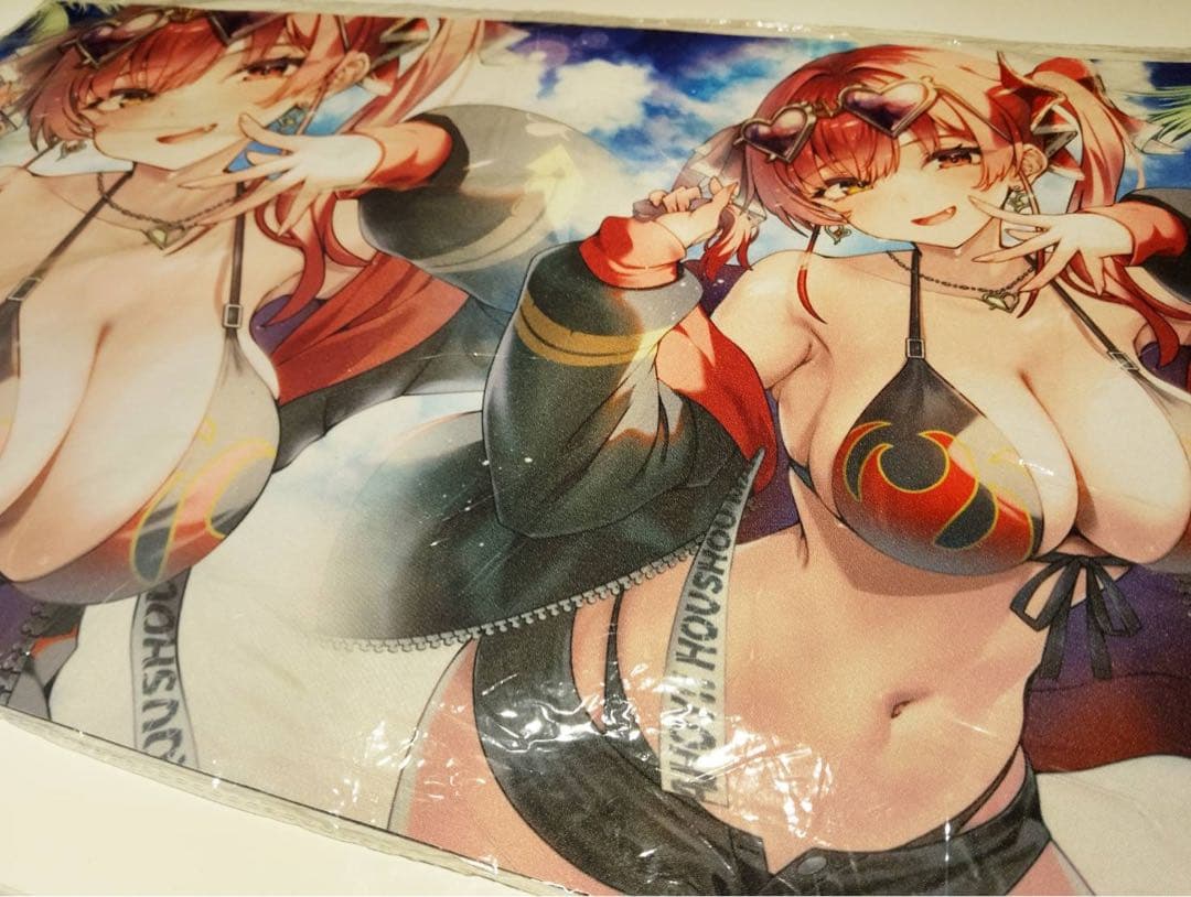 ホロライブ プレイマット 宝鐘マリン 船長 水着 白詰草