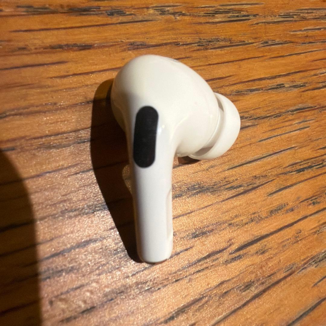 【美品】AirPodsPro(第1世代) Type-Cモデル　右耳　a3047