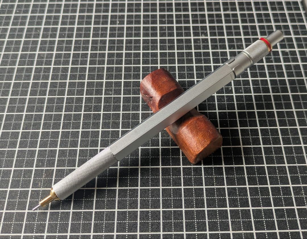 コヒノール5.6mmロットリング800　0.7mm、ラダイトボートペンケース別注