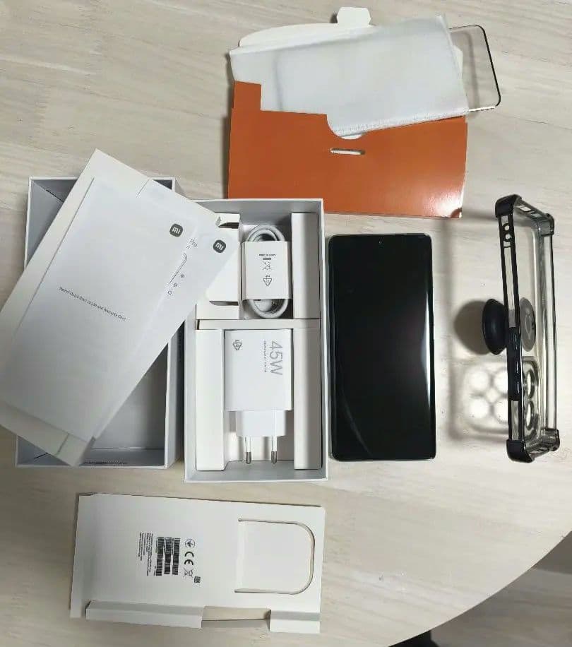 Xiaomi Redmi Note 14 Pro 本体★ケース、保護シート付★