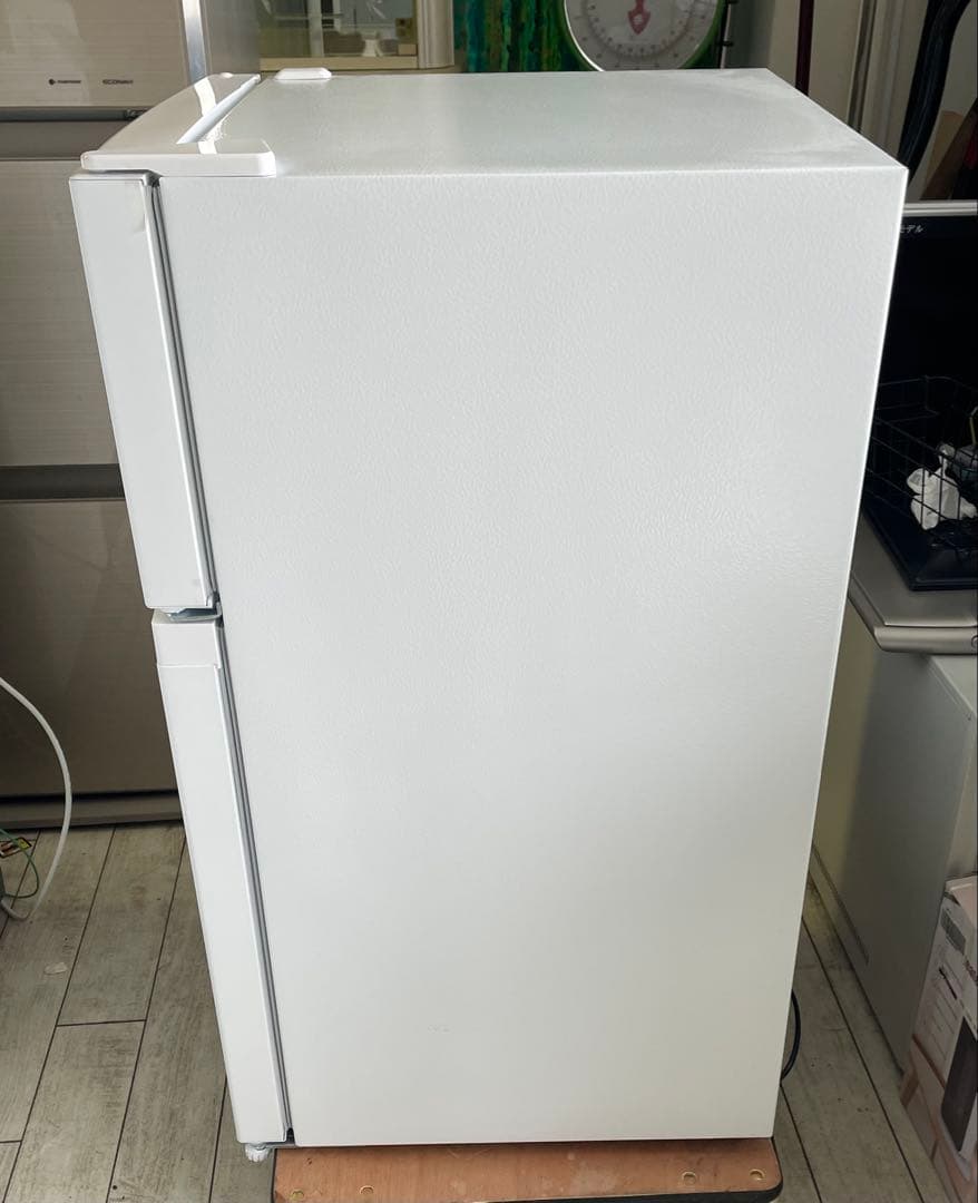 2025年製 アイリスオーヤマ 冷蔵庫 87L PRC-B092D-W ⑤