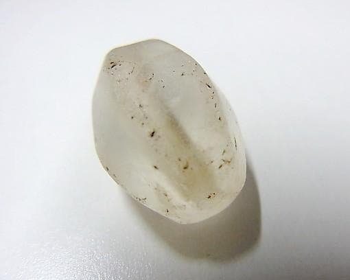 ★N0401★古代石 (224) 出土　水晶　6面クオーツビーズ　アフガニスタン