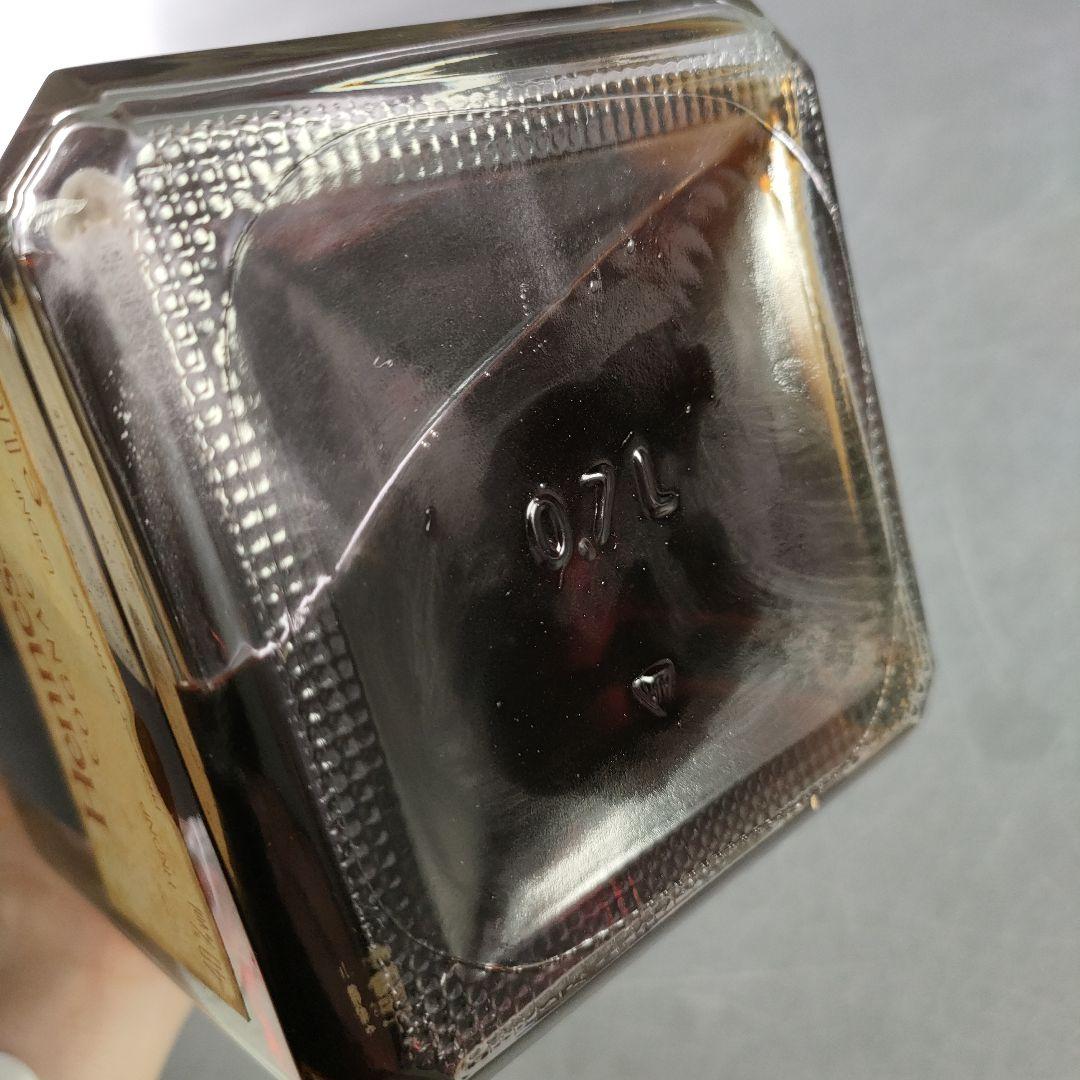 A972-3/Hennessy/ヘネシー シルバートップ ブック型 青箱/