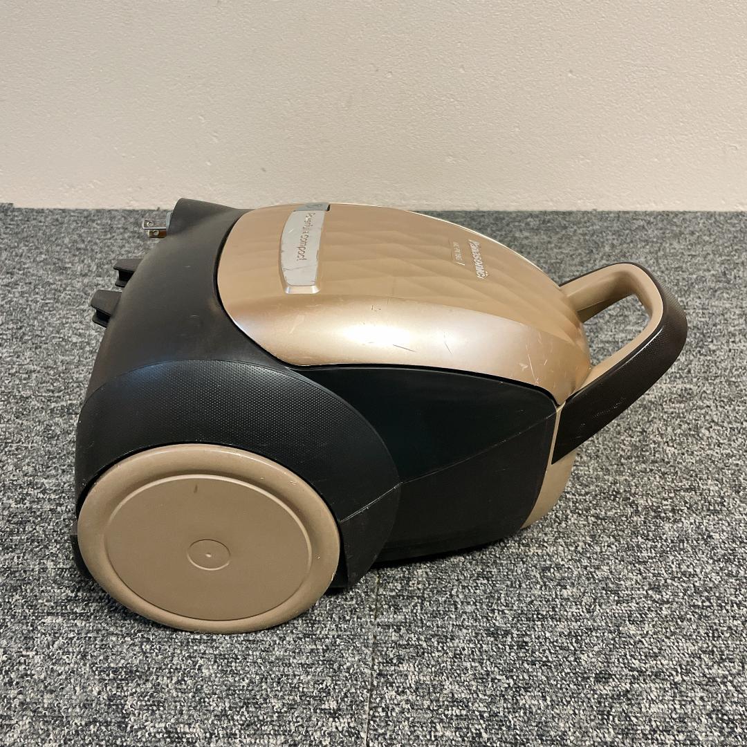 パナソニック　紙パック　掃除機　MC-PK18G-N　17年製