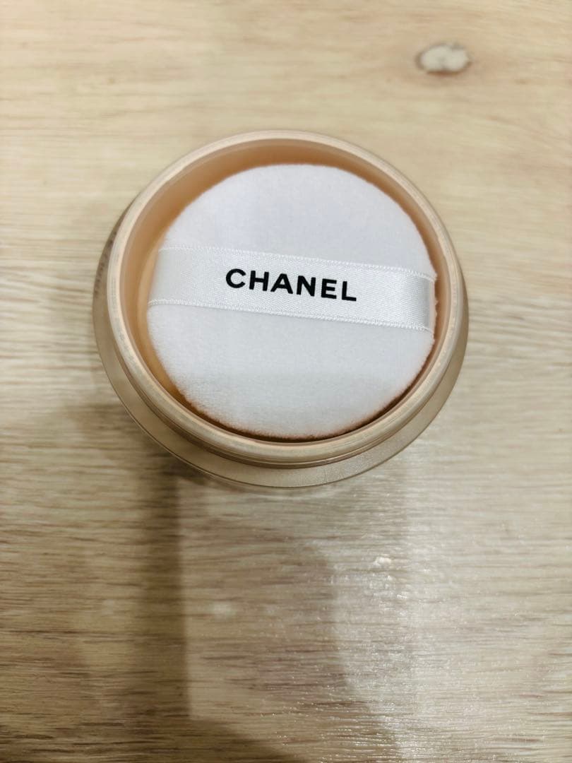 フェイスパウダー CHANEL POUDRE UNIVERSELLE LIBRE 20 CLAIR