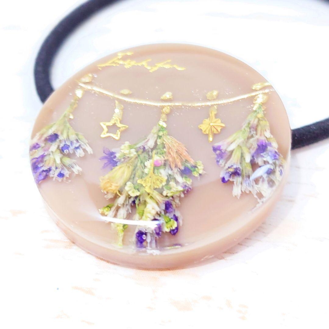 スワッグ❁ガーランドのヘアゴム ハンドメイド レジン ブラウン 押し花 お花 丸