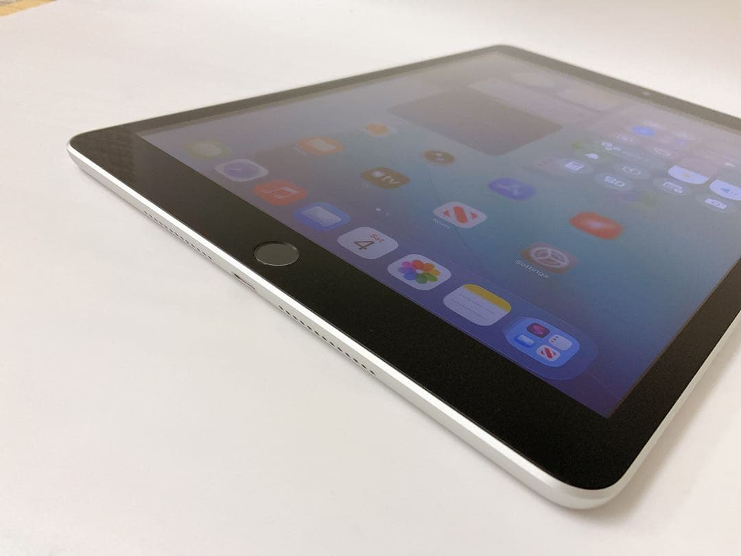 【超美品・BT96％】iPad 第9世代 64GB Wifiモデル シルバー