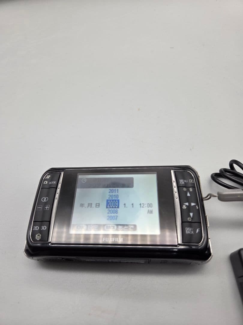 【動作美品】富士フィルム FinePix REAL 3D W1　取説付