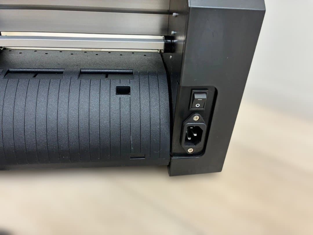 Graphtec グラフテック CE8000-40 小型カッティングマシン