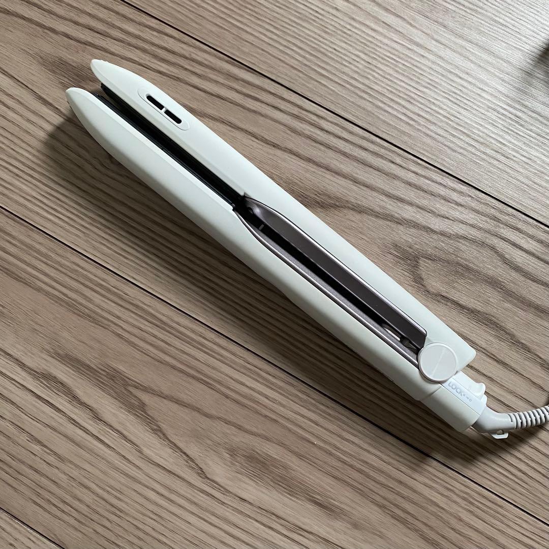 Panasonic ナノケア ストレートヘアアイロン　ホワイトEH-HS9J-W