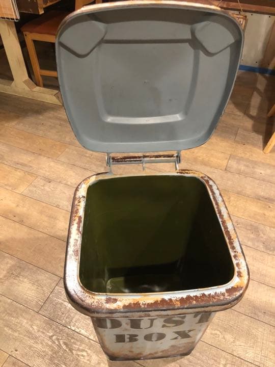 ゴミ箱