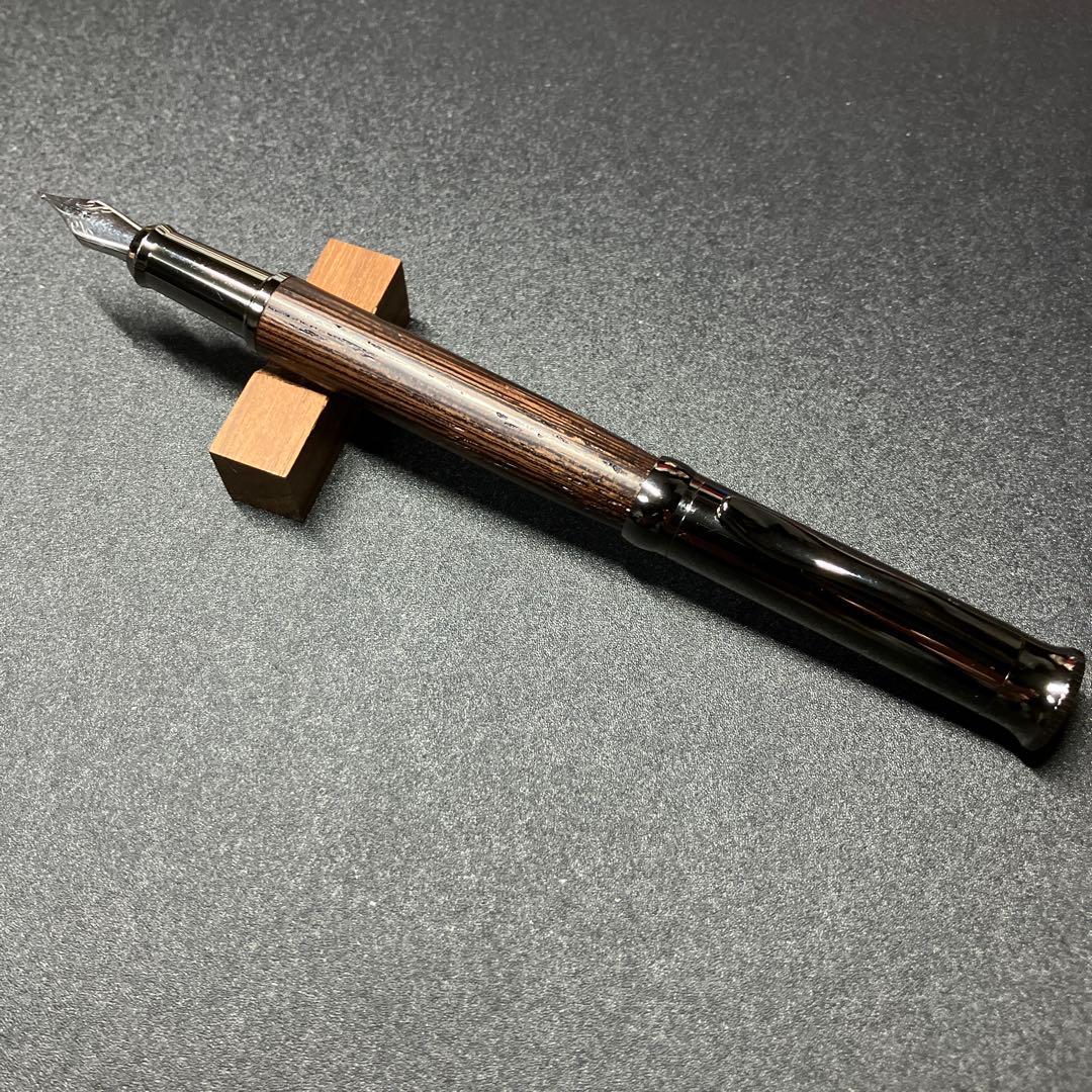 万年筆　長刀研ぎ調　セーラー製ではありません。