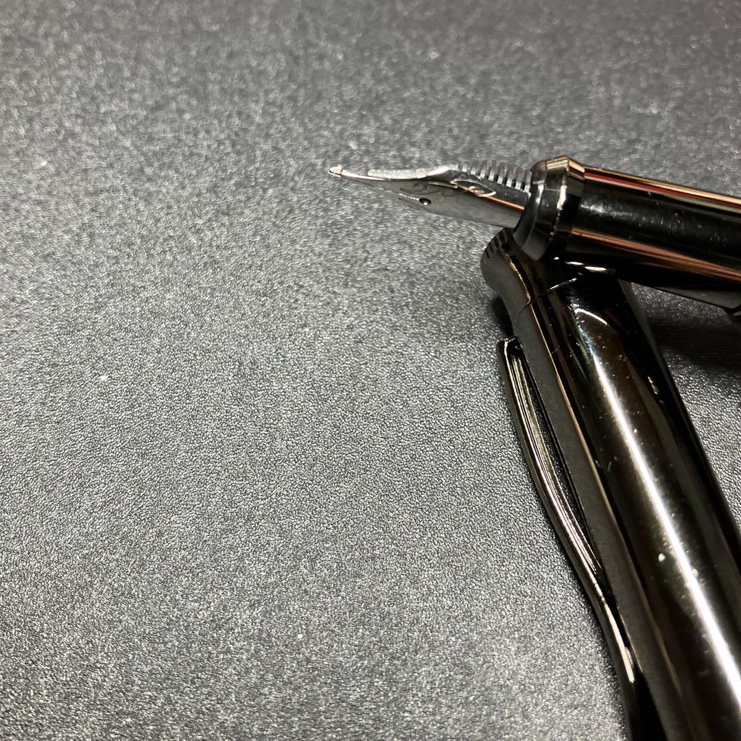 万年筆　長刀研ぎ調　セーラー製ではありません。