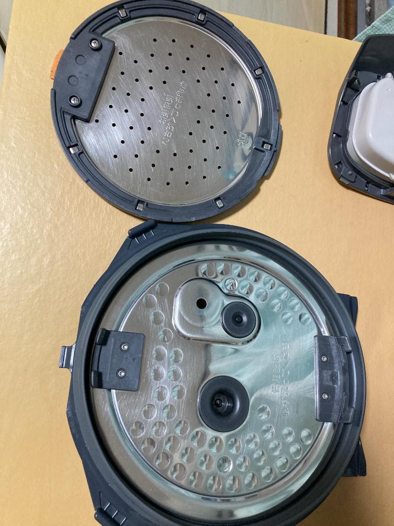 ★★★象印NP-SF10E5 極め羽釜 極め炊き 5.5合炊 圧力IH炊飯器