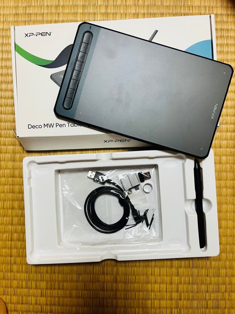 XP-PEN Deco MW Pen Tablet 本体　ペン付き　ブラック