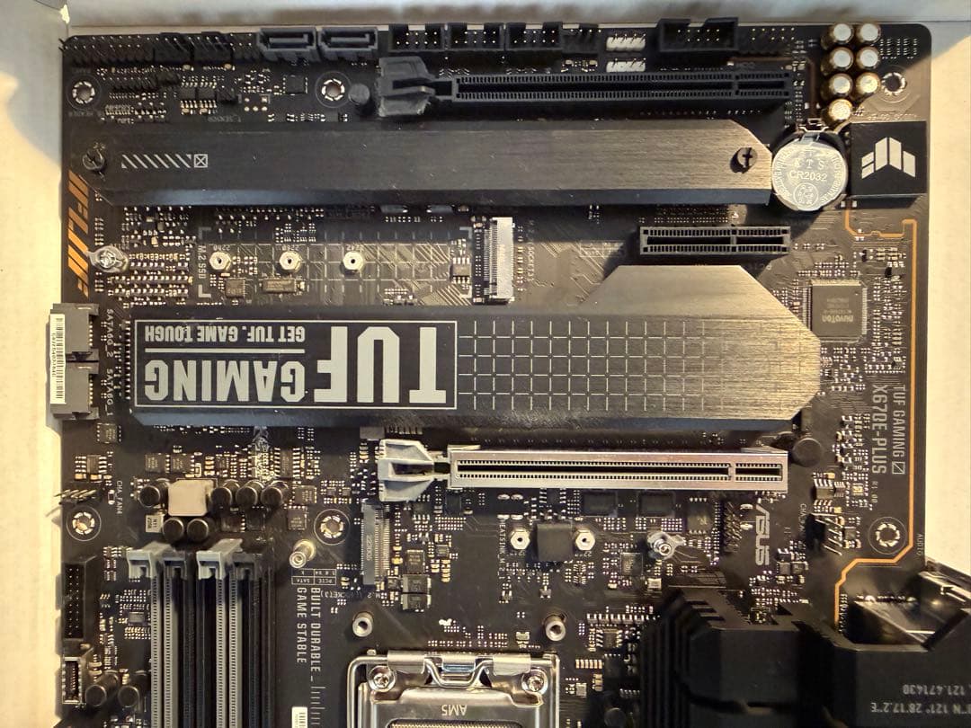 【開封済未使用】MSI X670E TOMAHAWK WIFI マザーボード
