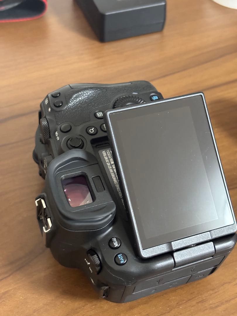 Canon EOS R6 ミラーレス一眼カメラ 本体