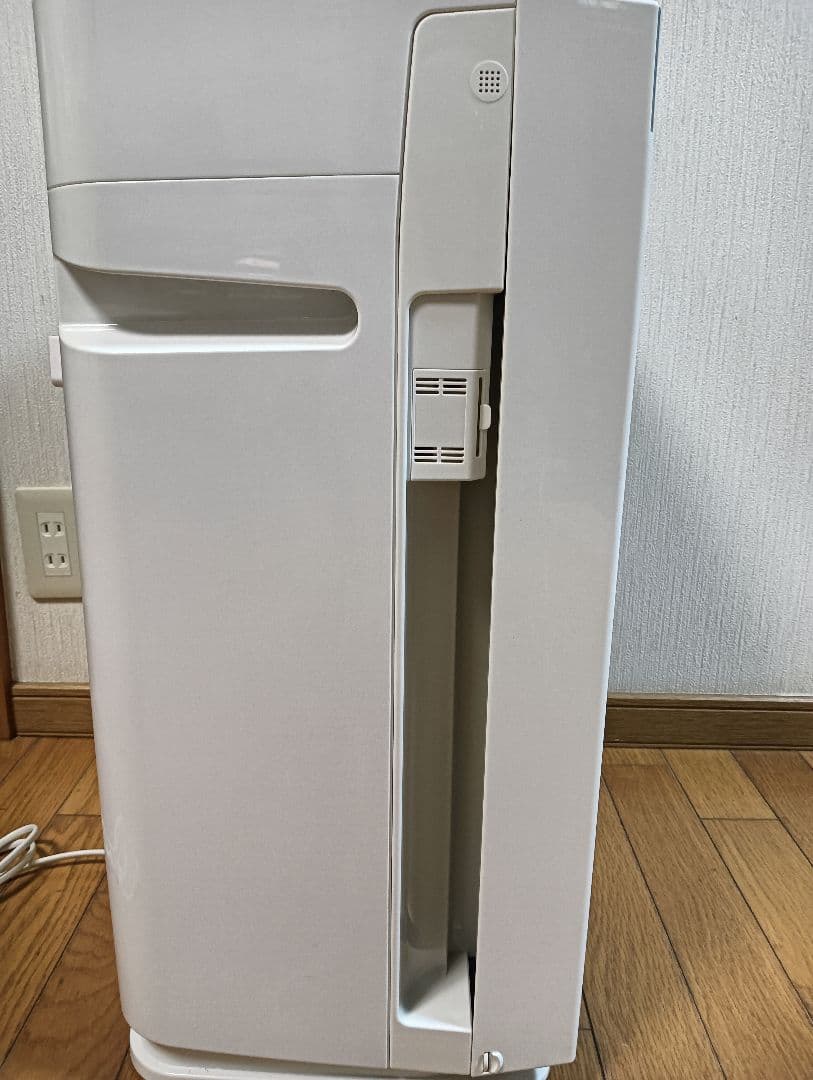 【美品・2020年製】ダイキン 加湿空気清浄機 MCK70WJ-W　説明書付き