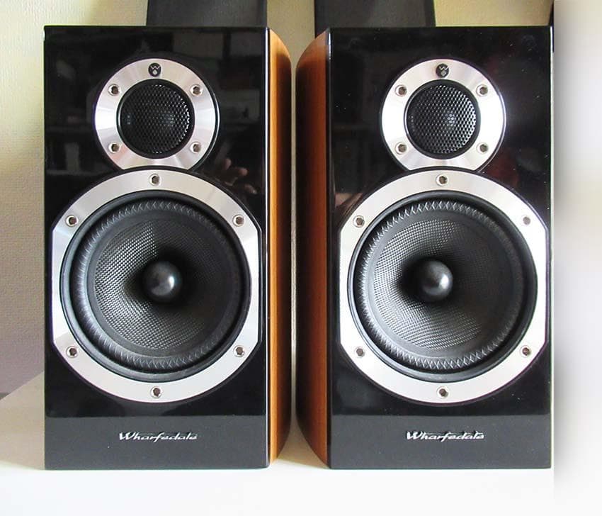 スピーカー・ウーファー Wharfedale DIAMOND 10.1