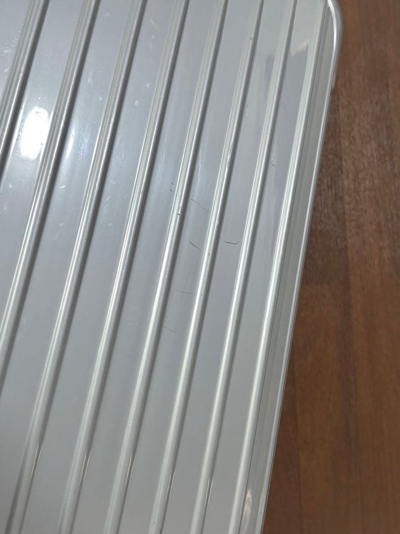 RIMOWA サルサ 2輪 機内持ち込みサイズ