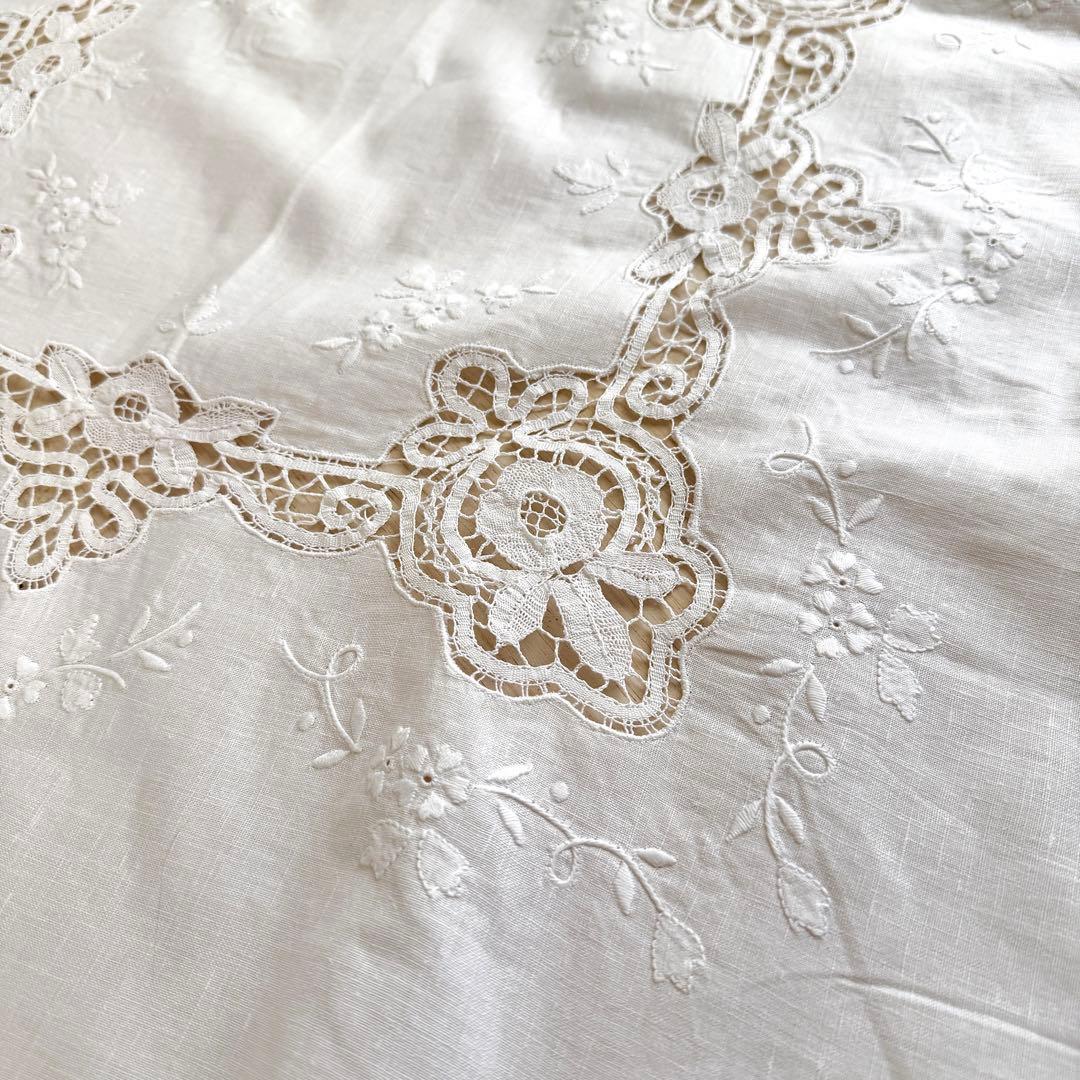 リネン テーブルクロス 82cm白糸刺繍 レース ハンドメイド 手仕事　フランス