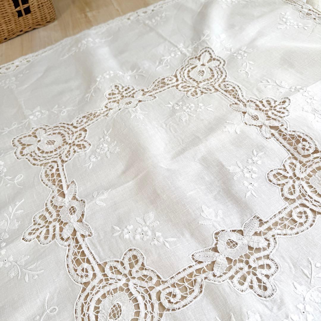 リネン テーブルクロス 82cm白糸刺繍 レース ハンドメイド 手仕事　フランス