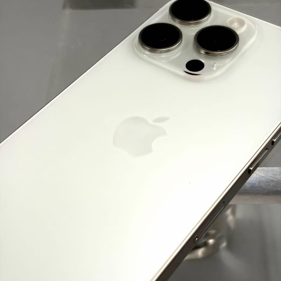iPhone 15 Pro 256GB ジャンク 通電確認 起動不安定