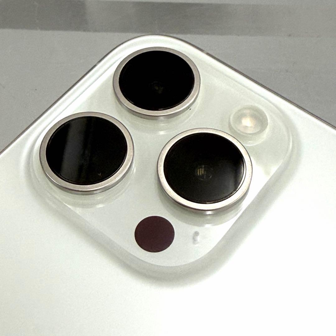 iPhone 15 Pro 256GB ジャンク 通電確認 起動不安定