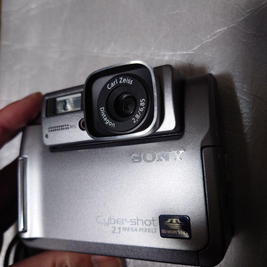ソニー　SONY Cyber-shot デジタルスチルカメラ　DSC-F55