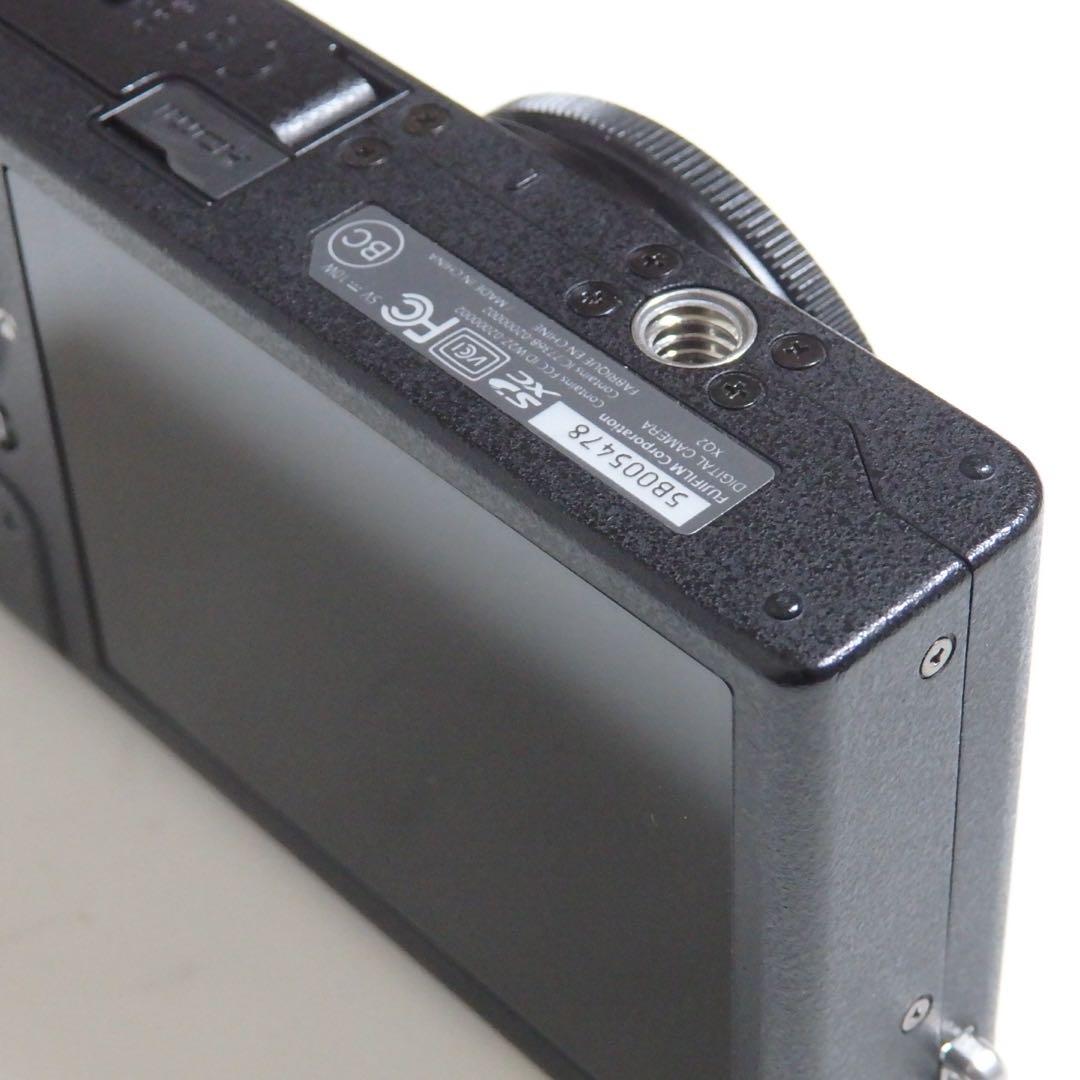 動作確認済み　フジフイルム　XQ2 黒　美品　コンデジ　FUJIFILM