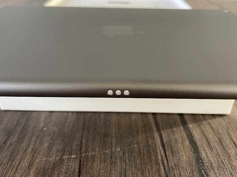 ⑫【美品】iPad Apple 第9世代　Wi-Fiモデル　64GB