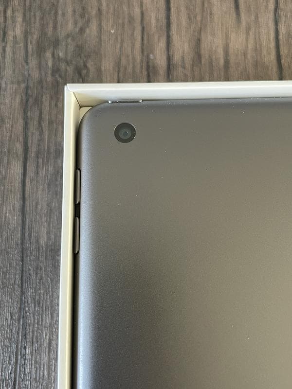 ⑫【美品】iPad Apple 第9世代　Wi-Fiモデル　64GB