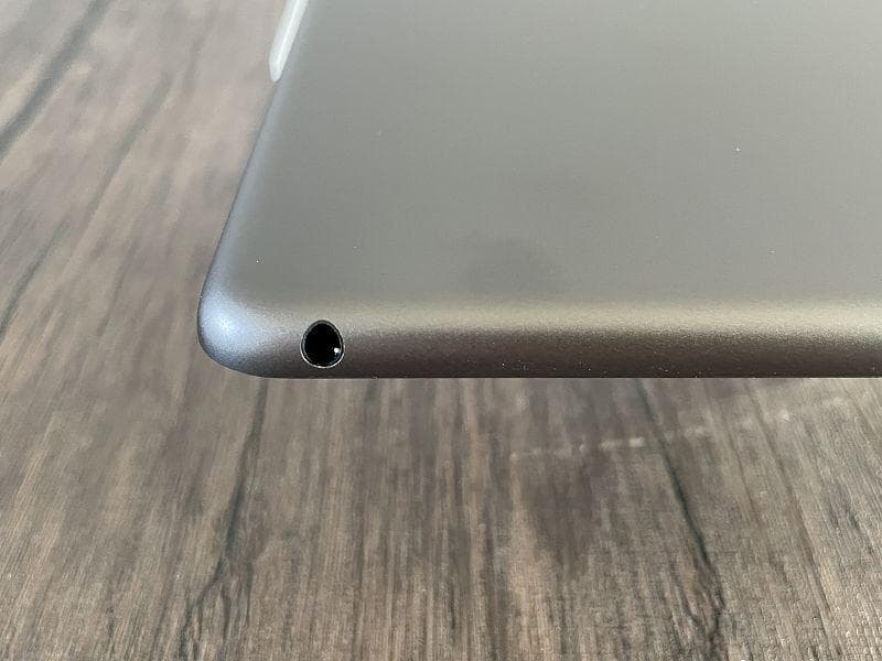 ⑫【美品】iPad Apple 第9世代　Wi-Fiモデル　64GB
