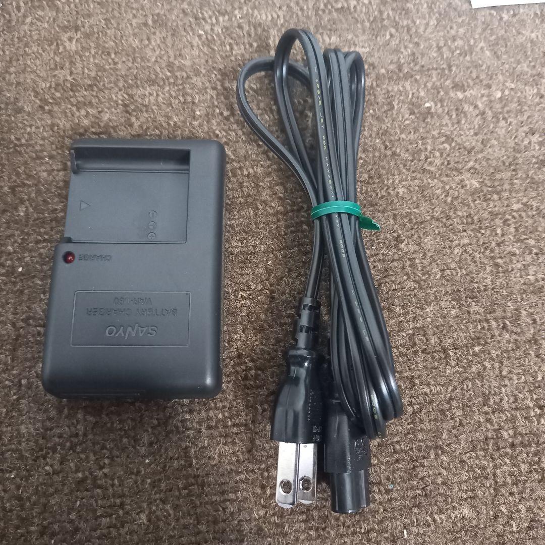 美品 コンデジ　sanyo サンヨー　DSC-X1200 　ブラック