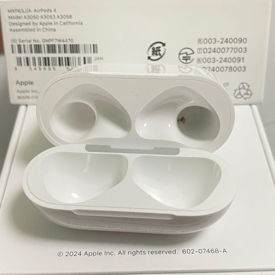 ［正規品］AirPods 4 第四世代　ケース　アイポーズ　ANC 無し　充電器