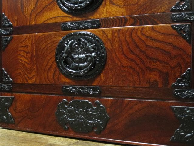 伝統工芸 欅材 拭き漆塗 3段 民芸 岩谷堂箪笥 鍵付き 定価 約15万円