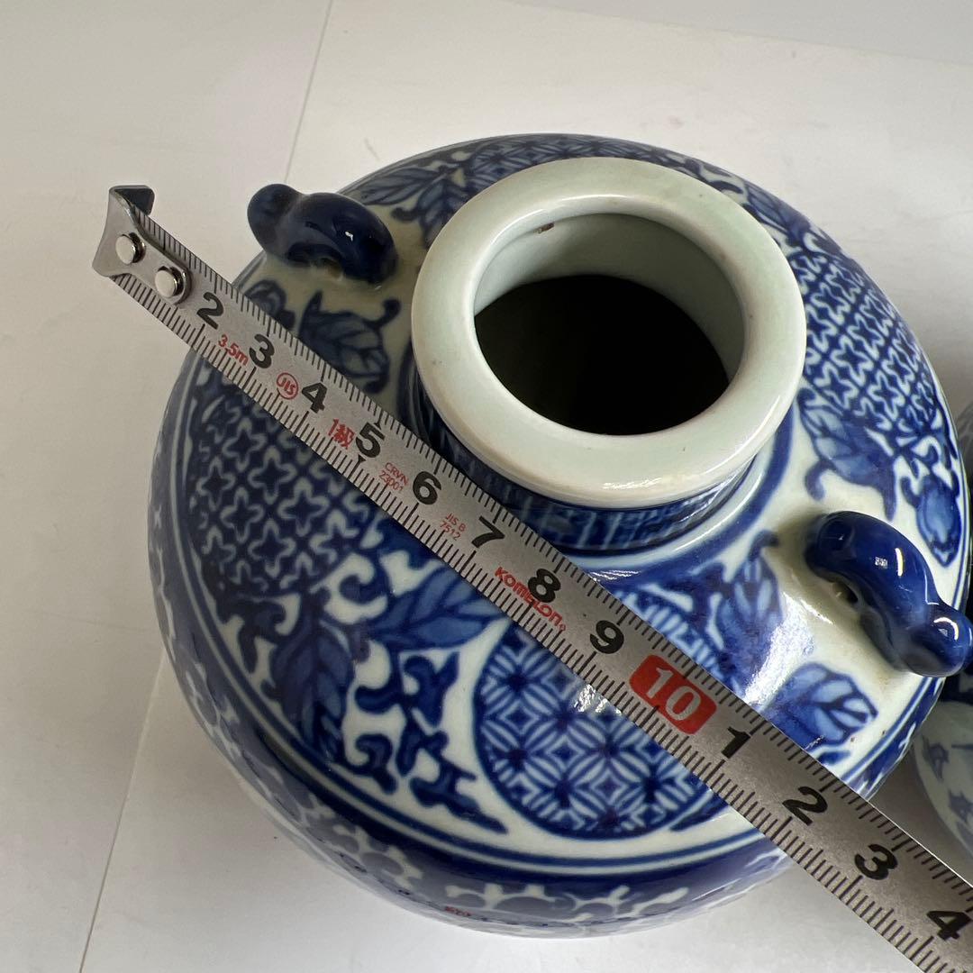 中国美術　青花花瓶一対　高さ約17㎝　東Y8-0302①