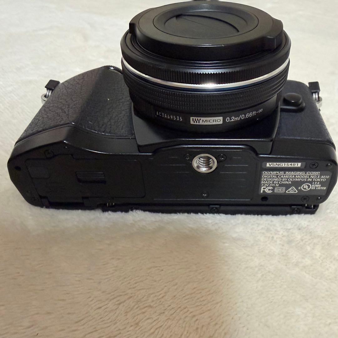 【ジャンク品】オリンパス　ミラーレス一眼　om-d e-m10